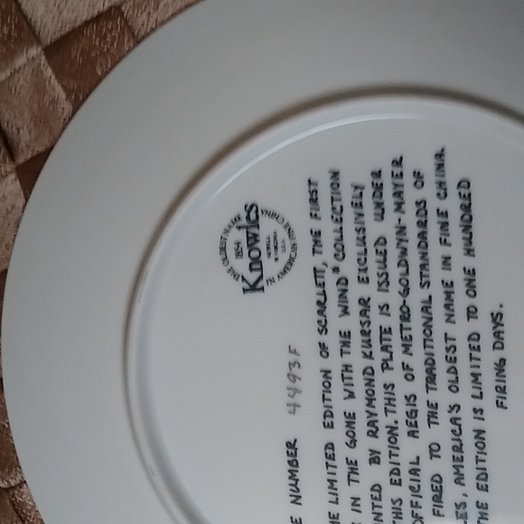 Scarlett Collectors Plate Gone with the Wind - Picture 9 of 16